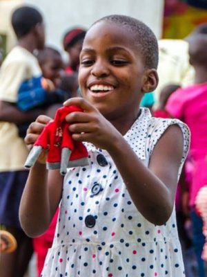 childcare-orphanage-foundations-in-uganda-400x568